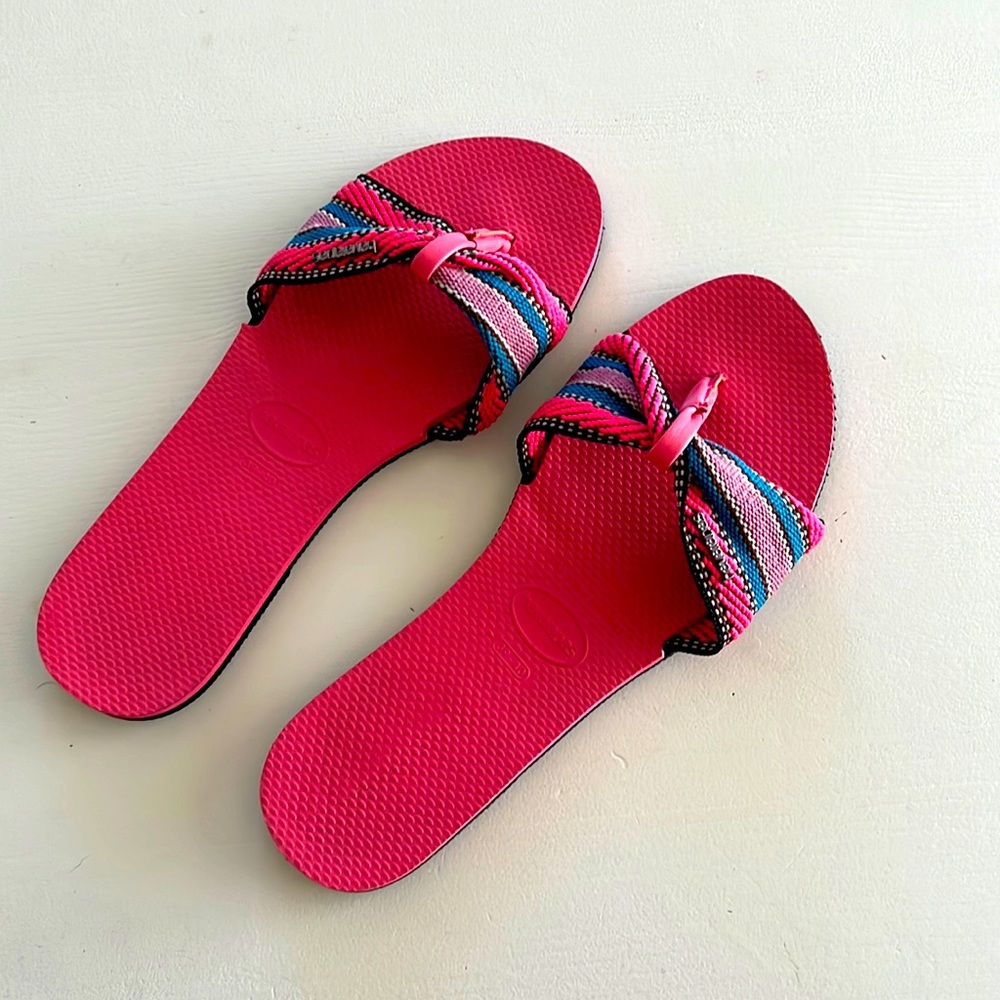 Havaianas canvas toe flip flops